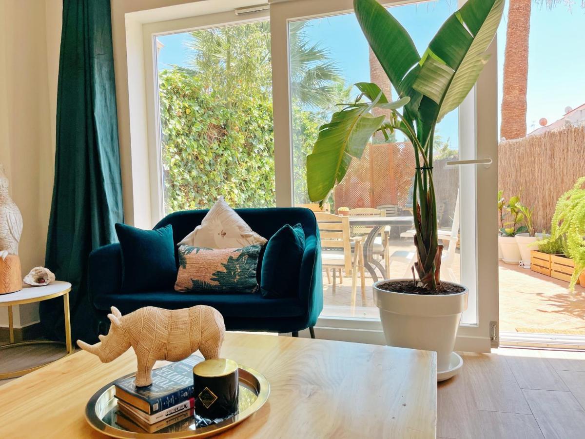 Holiday home Cheerful Townhouse Center 5 Bedrooms Pool And Terrace *
