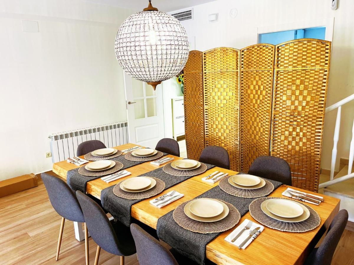 Cheerful Townhouse Center 5 Bedrooms Pool And Terrace