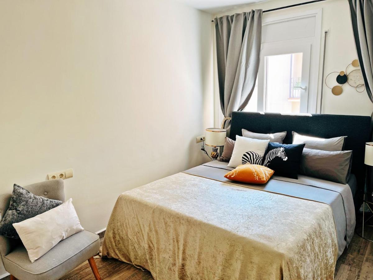 Cheerful Townhouse Center 5 Bedrooms Pool And Terrace * Sitges