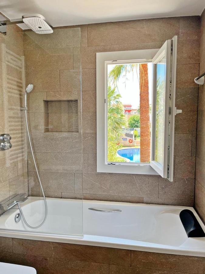 Cheerful Townhouse Center 5 Bedrooms Pool And Terrace Holiday home *