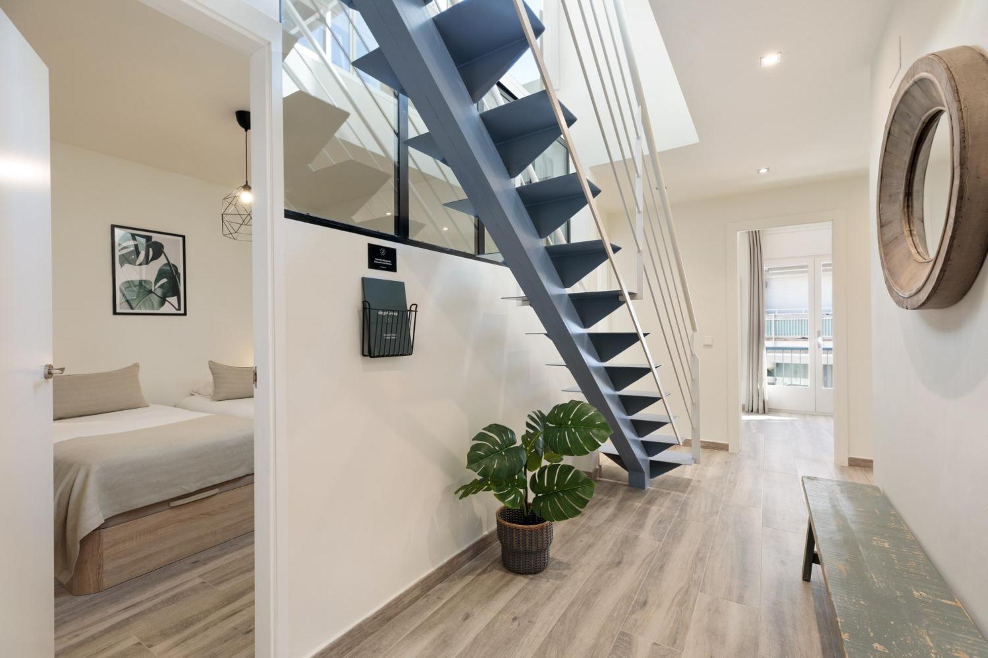 Apartment Group Blue&white