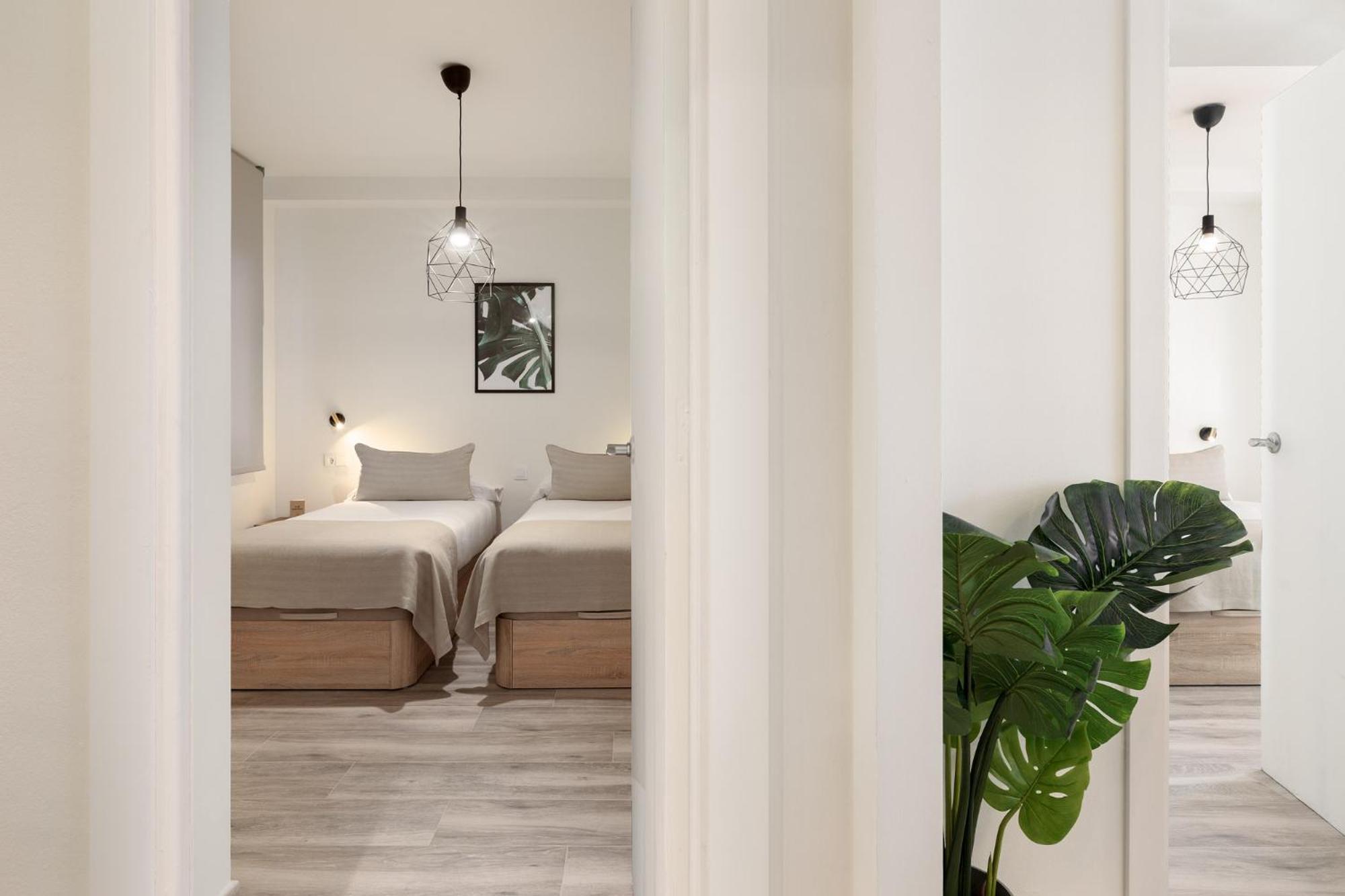 Apartment Group Blue&white