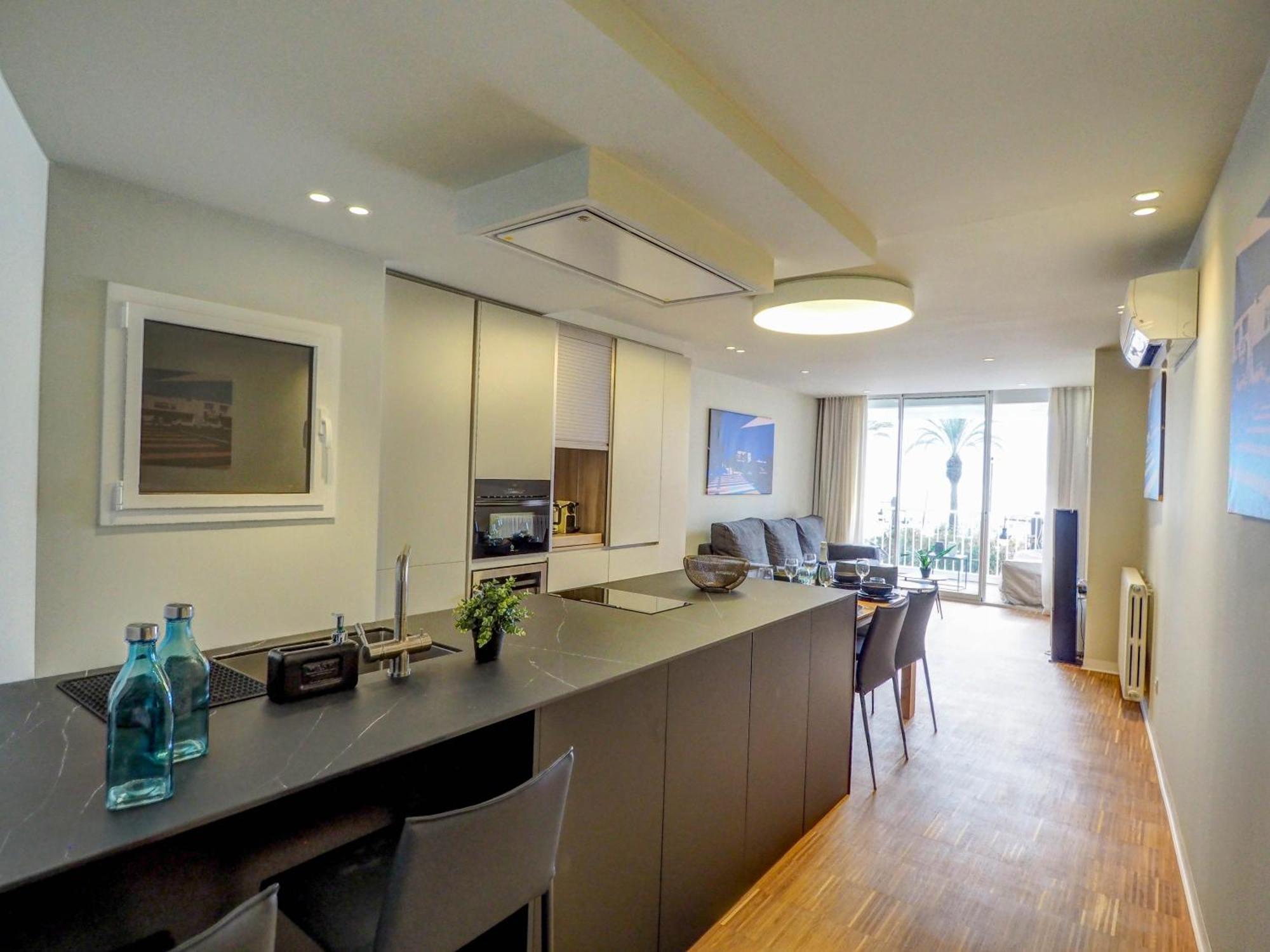 Apartment Paradise By Hello Homes
