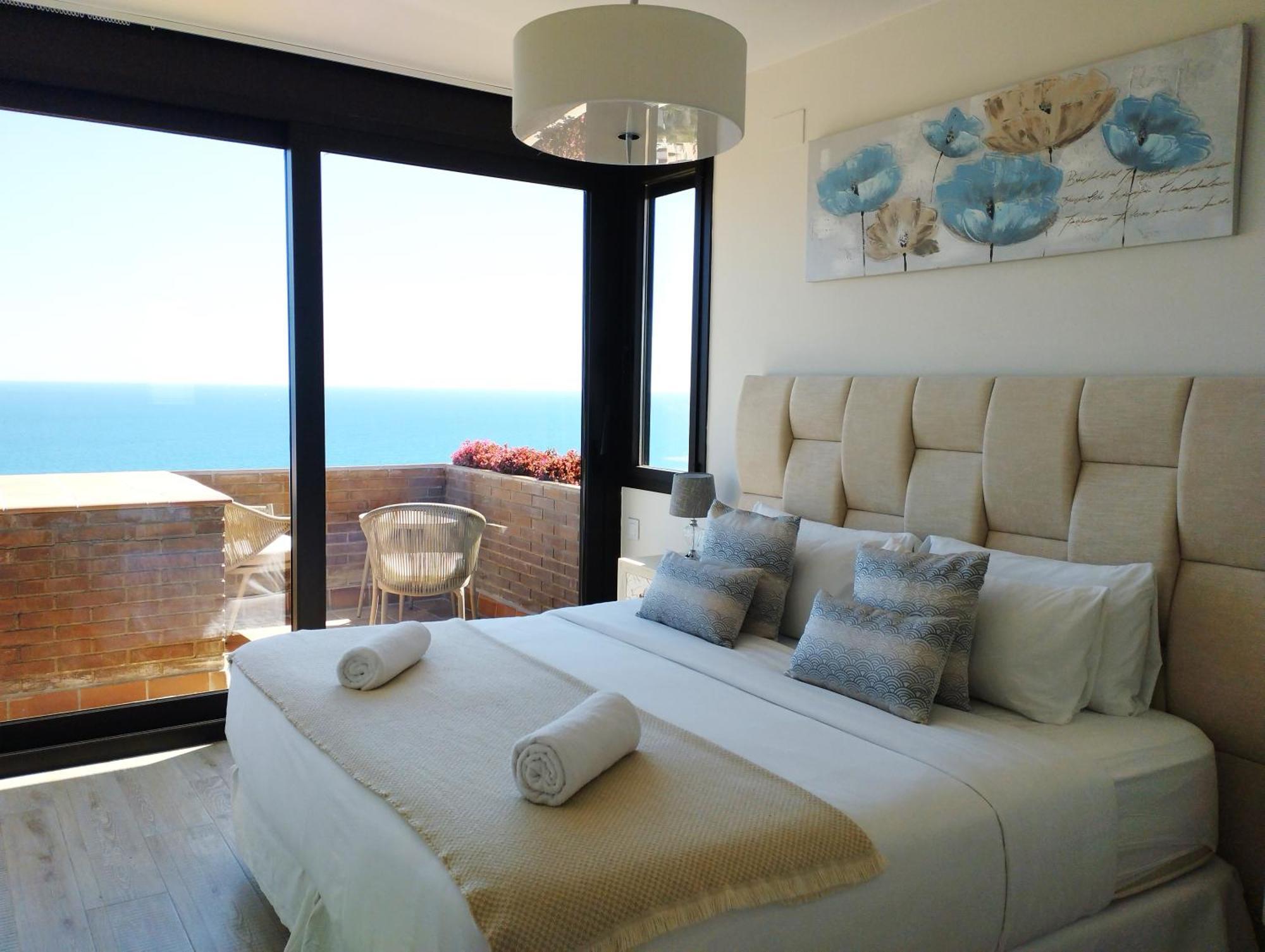 Villa Spaces Sea View Villa- 6 Bedrooms, 5 Bathrooms, 2 Private Pools, Near Center
