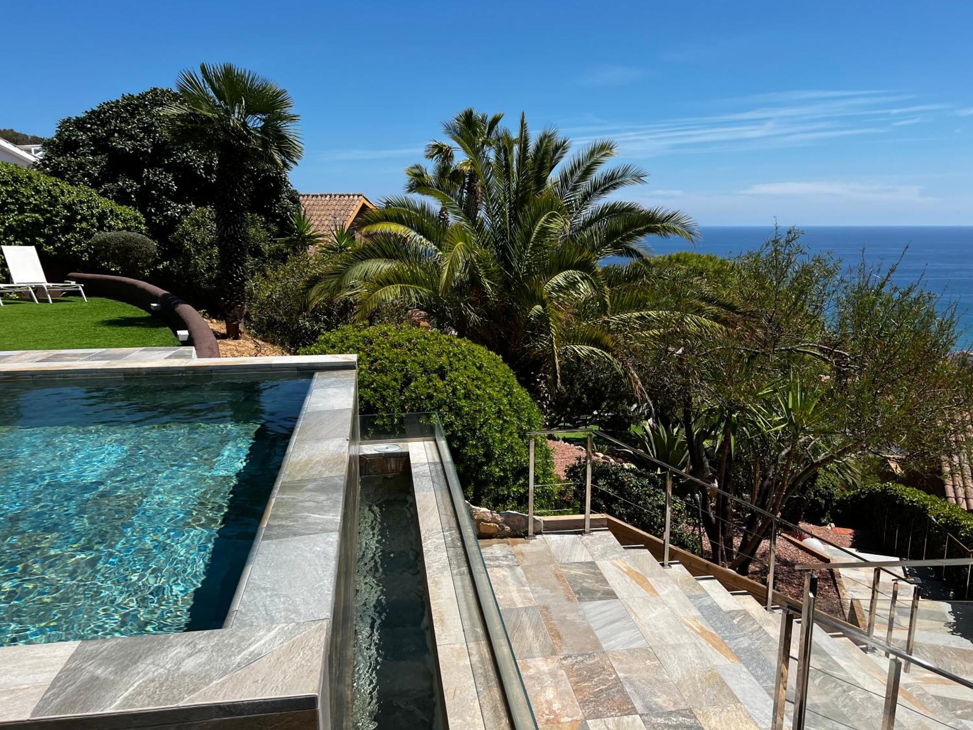Villa Spaces Sea View Villa- 6 Bedrooms, 5 Bathrooms, 2 Private Pools, Near Center Sitges