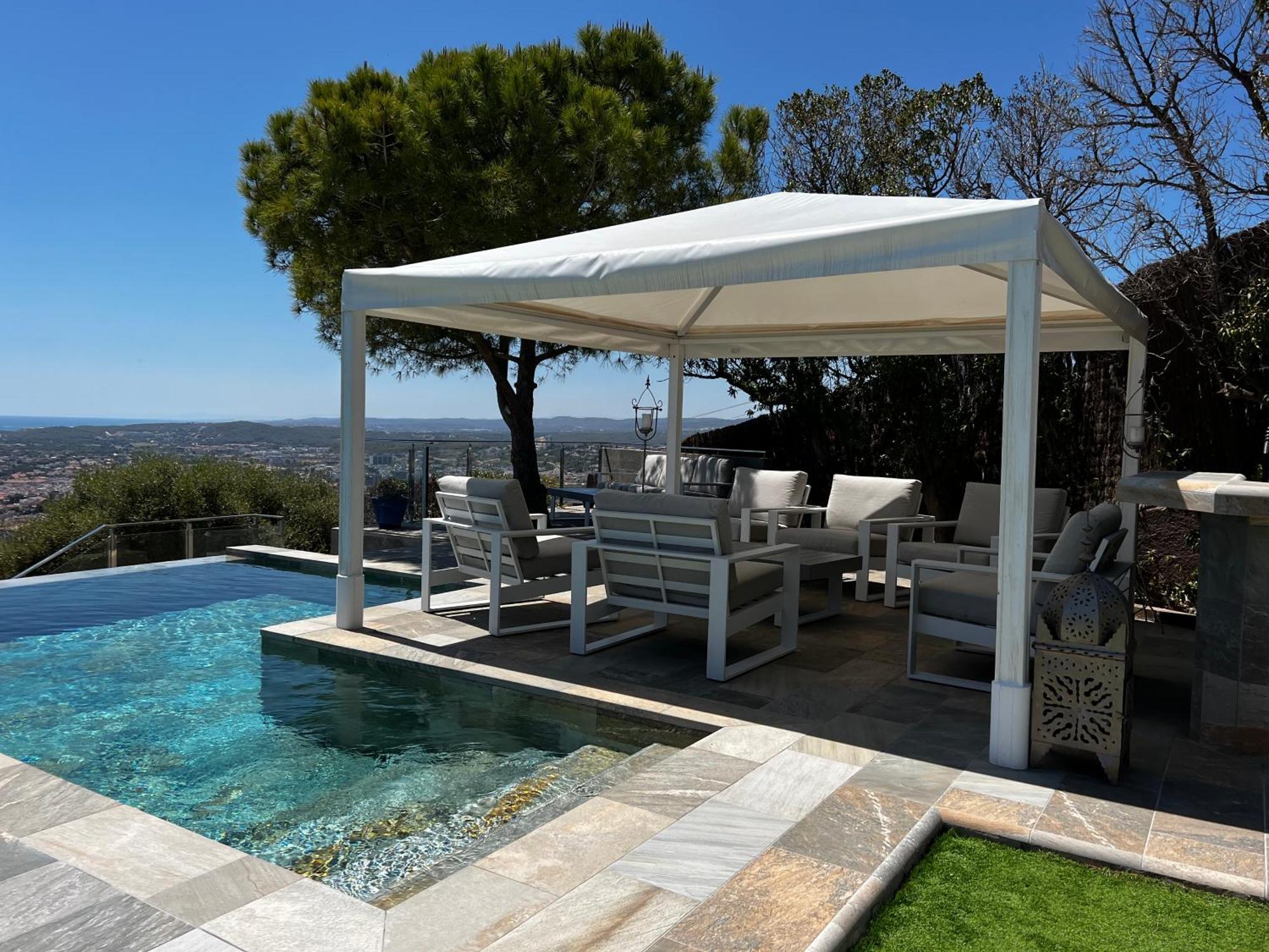 Spaces Sea View Villa- 6 Bedrooms, 5 Bathrooms, 2 Private Pools, Near Center * Sitges