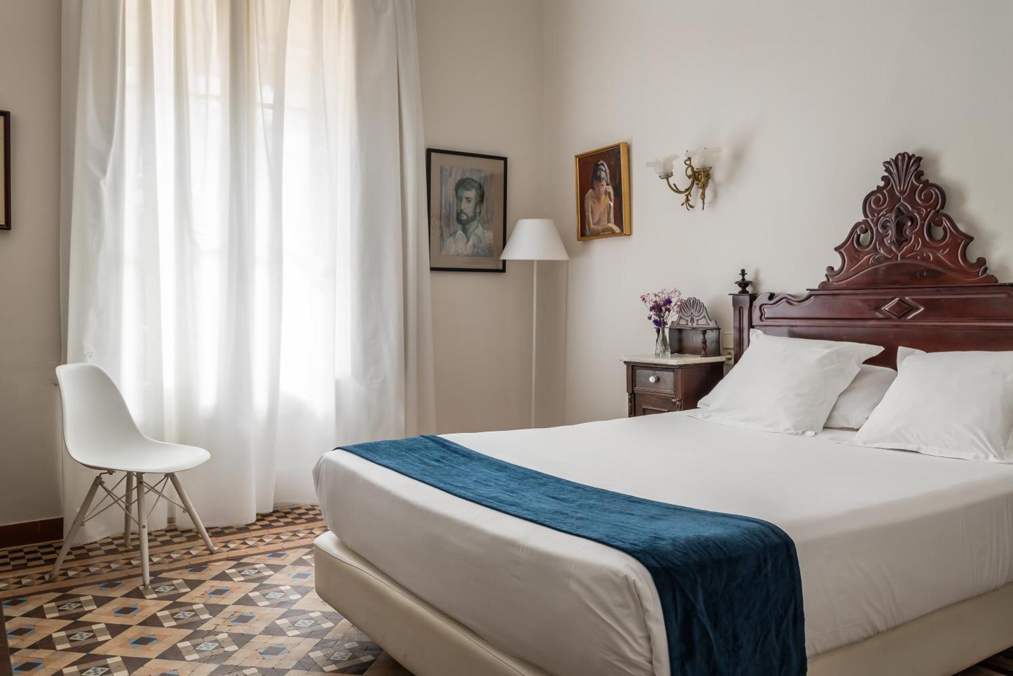 Hotel Medium Renaixenca