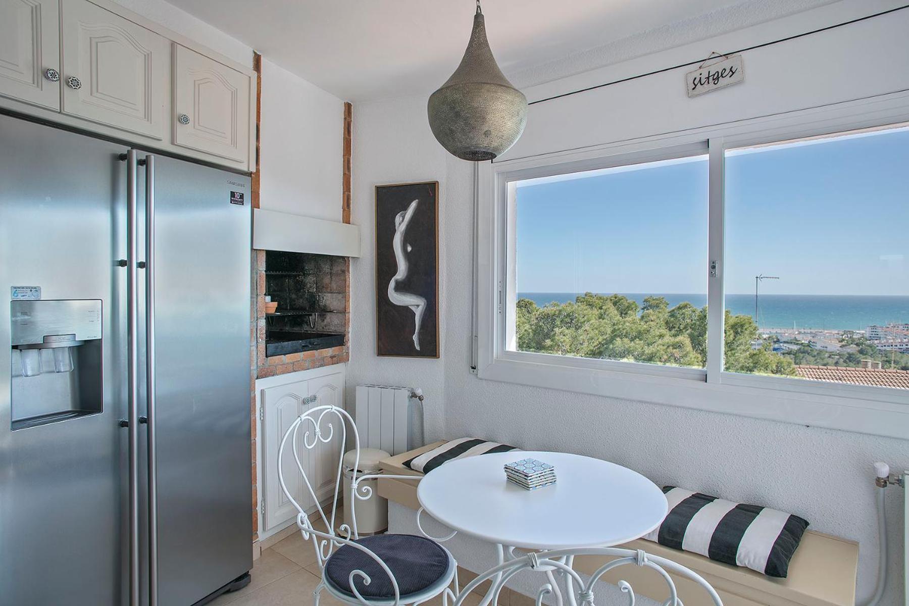 House With Amazing Views , Overlooking The Festival Town Of