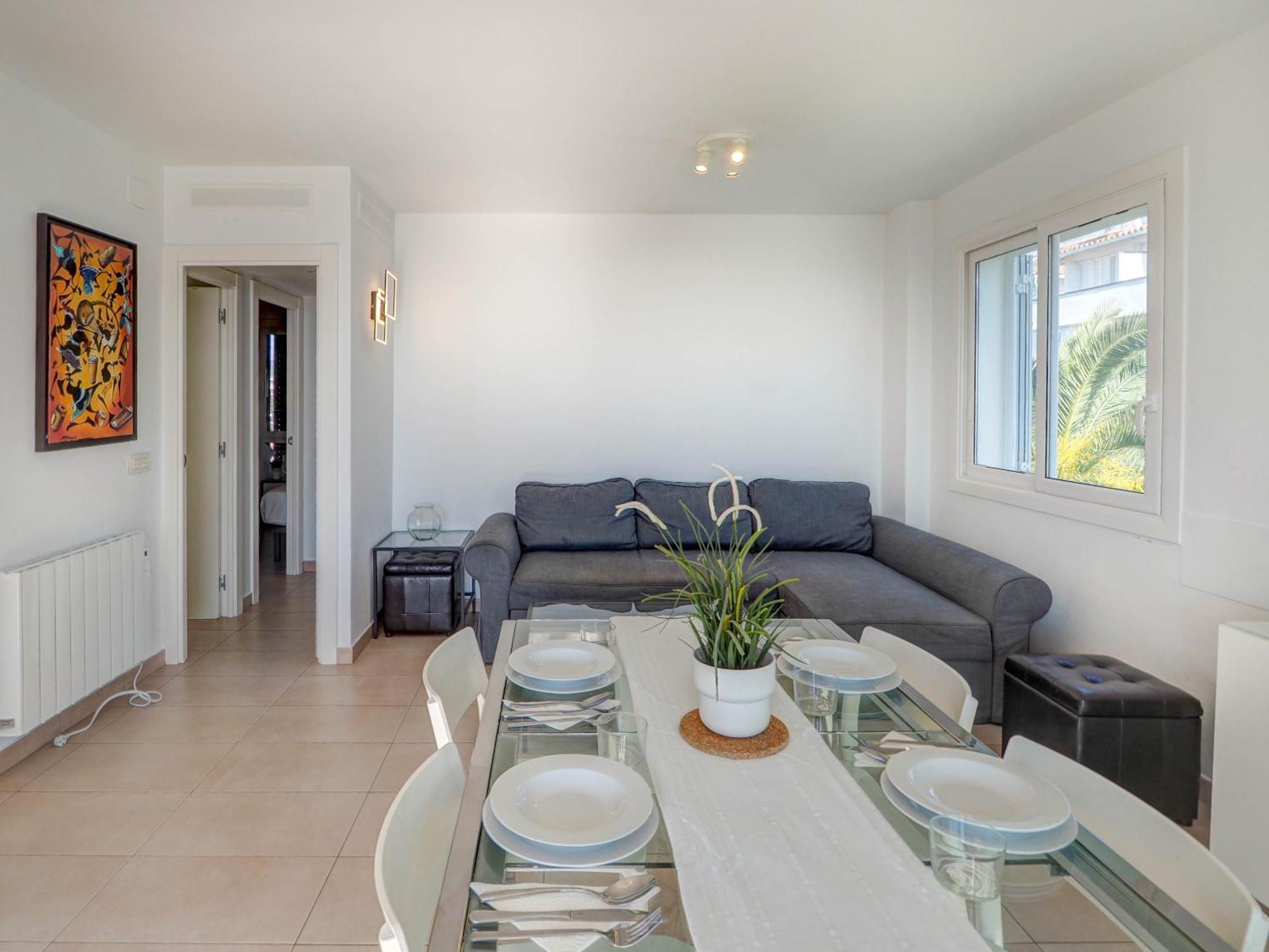 Balmins White By Hello Homes Apartment Sitges