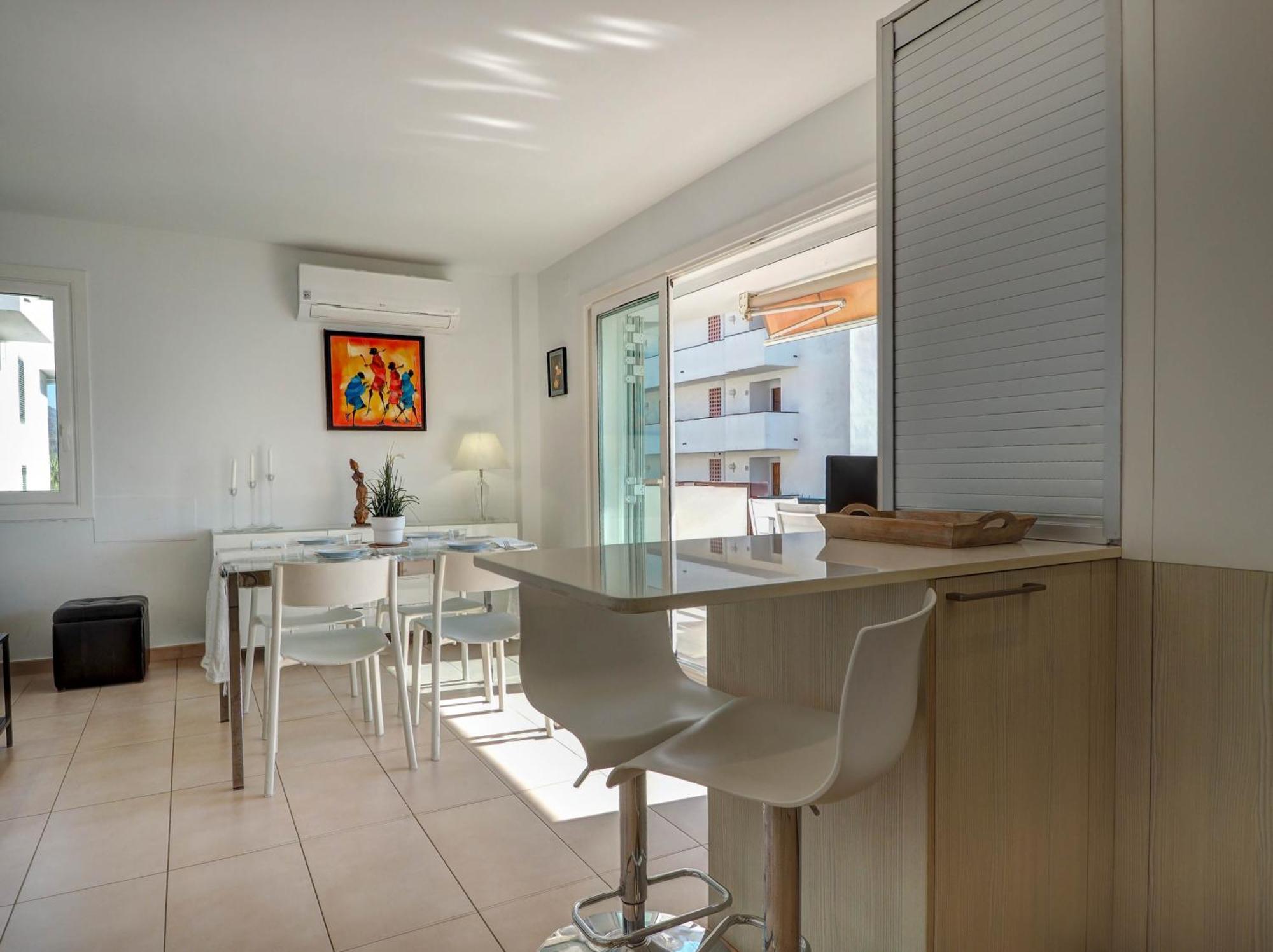 Balmins White By Hello Homes *