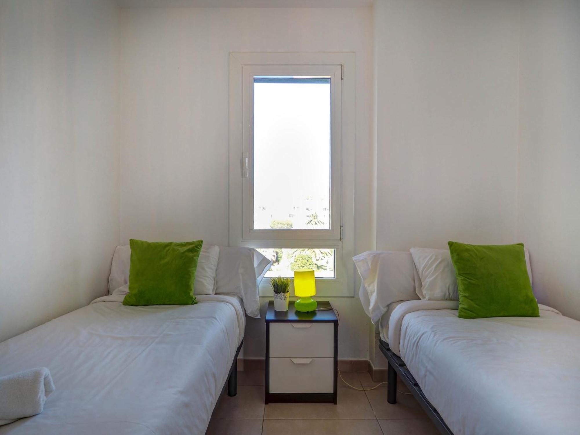 Apartment Balmins White By Hello Homes *
