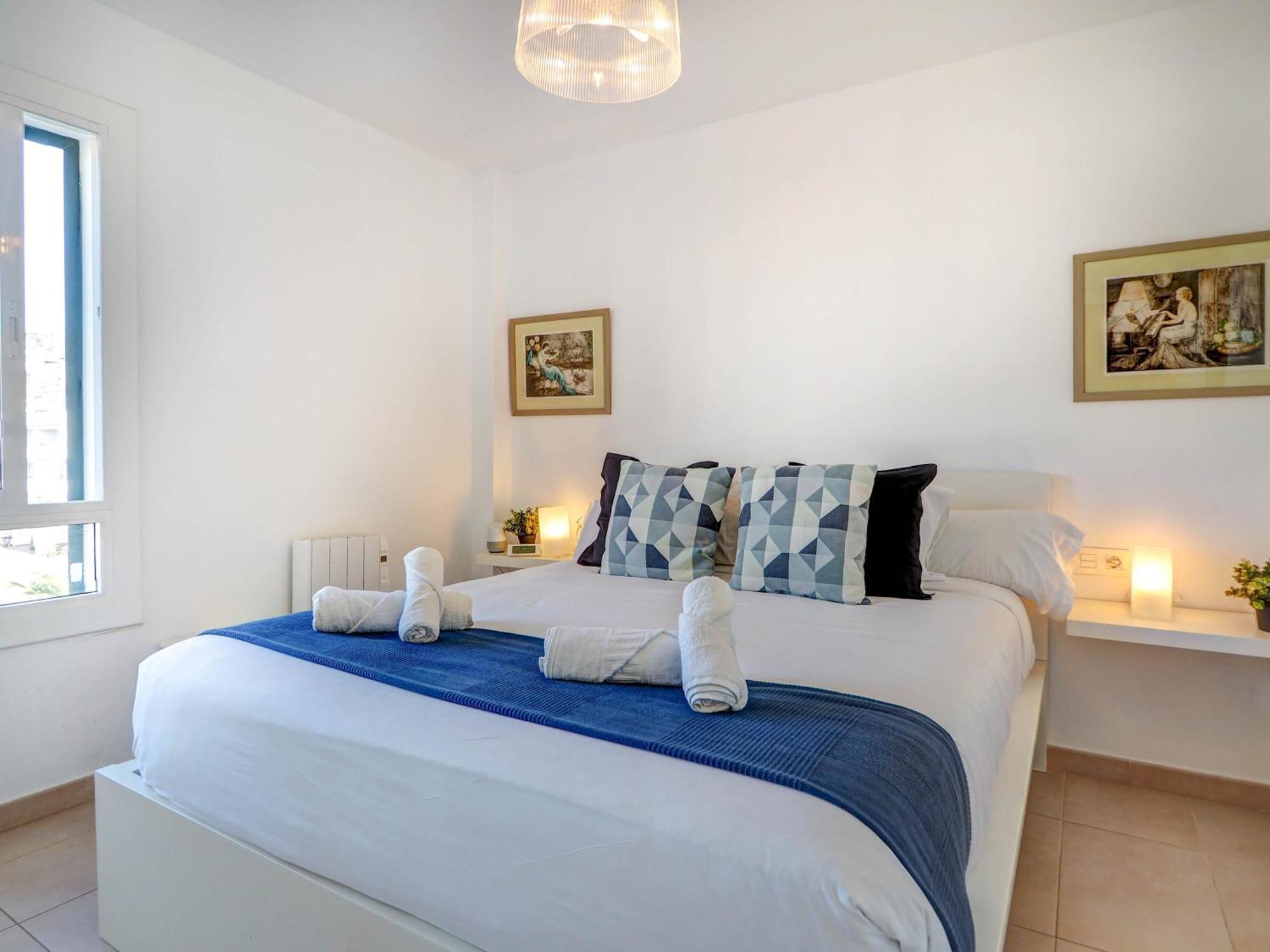 Balmins White By Hello Homes *