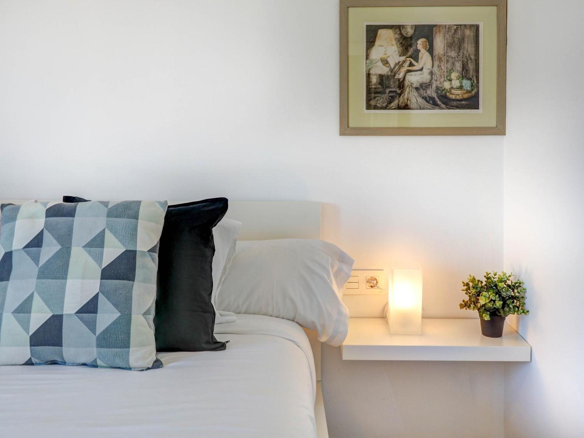 Balmins White By Hello Homes Sitges