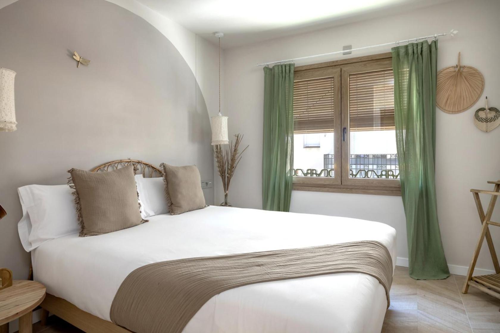 Montroig 5 Boutique * Sitges