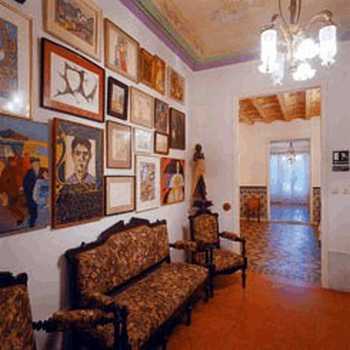 Medium Renaixenca Hotel