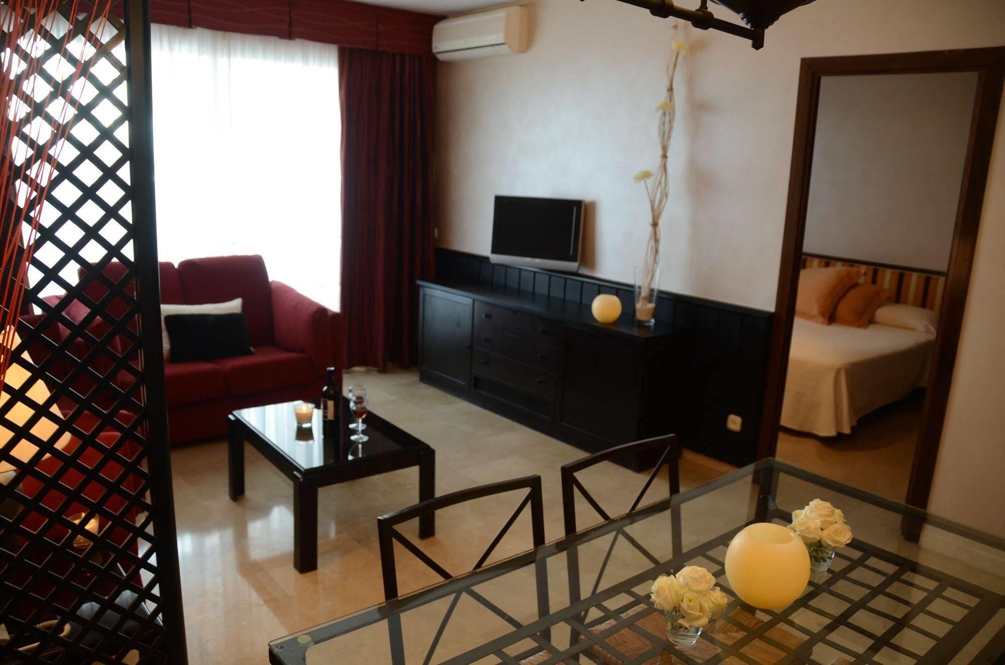 Aparthotel Mediterraneo Sitges