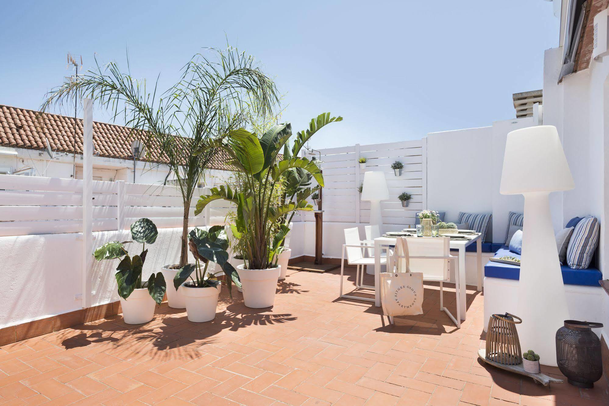 Group Blue&white Apartment Sitges