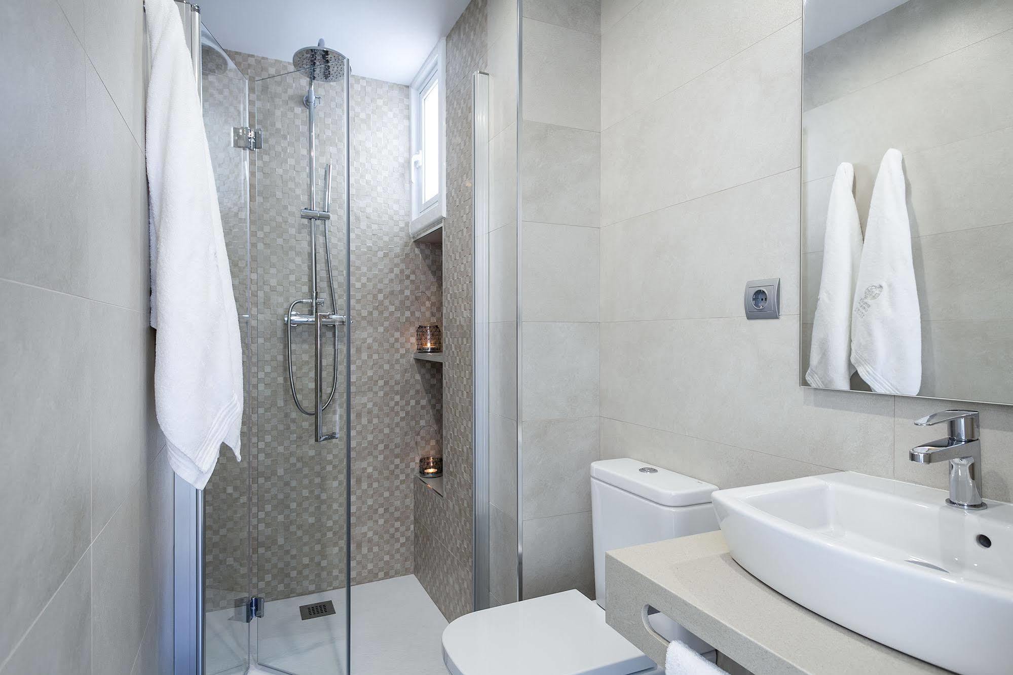Group Blue&white Apartment *