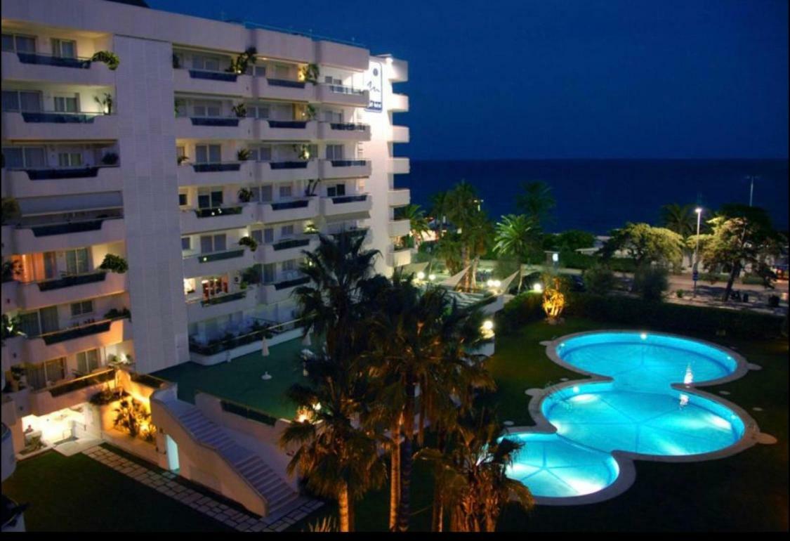 Homestay En Sitges, Primera Linea De Playa